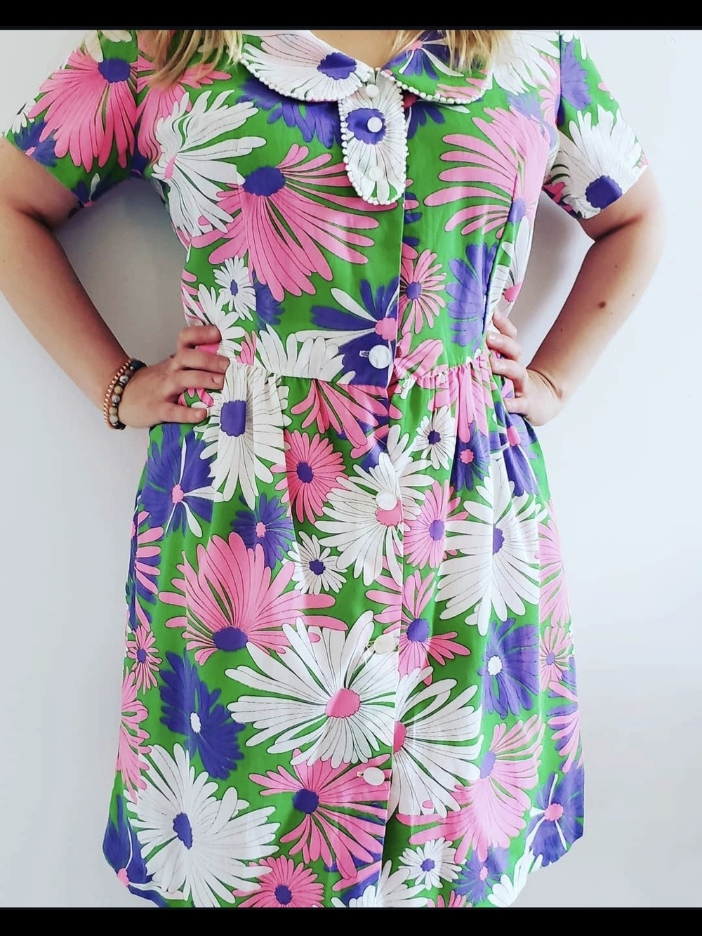 Vintage Button-Front Dress with Pink, White & Purple Daisies